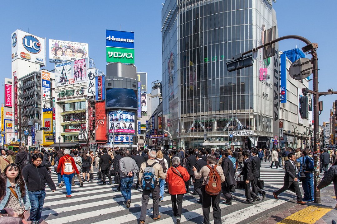 Japan1073 Shibuya crossing.jpg