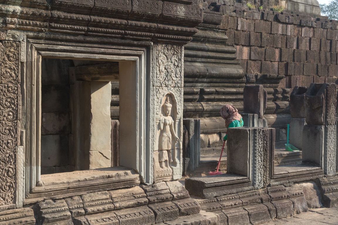 0853 Siem Reap Ankor Thom Koningspaleis.jpg