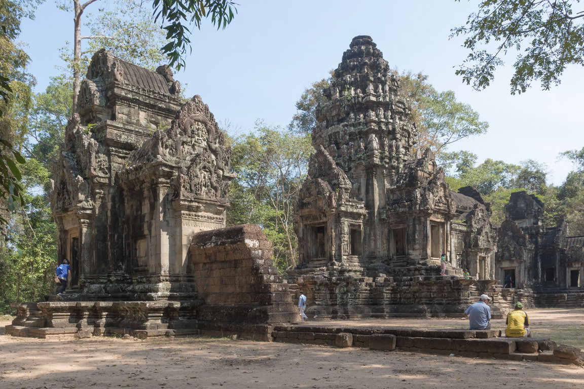 0884 Siem Reap Thommanon.jpg