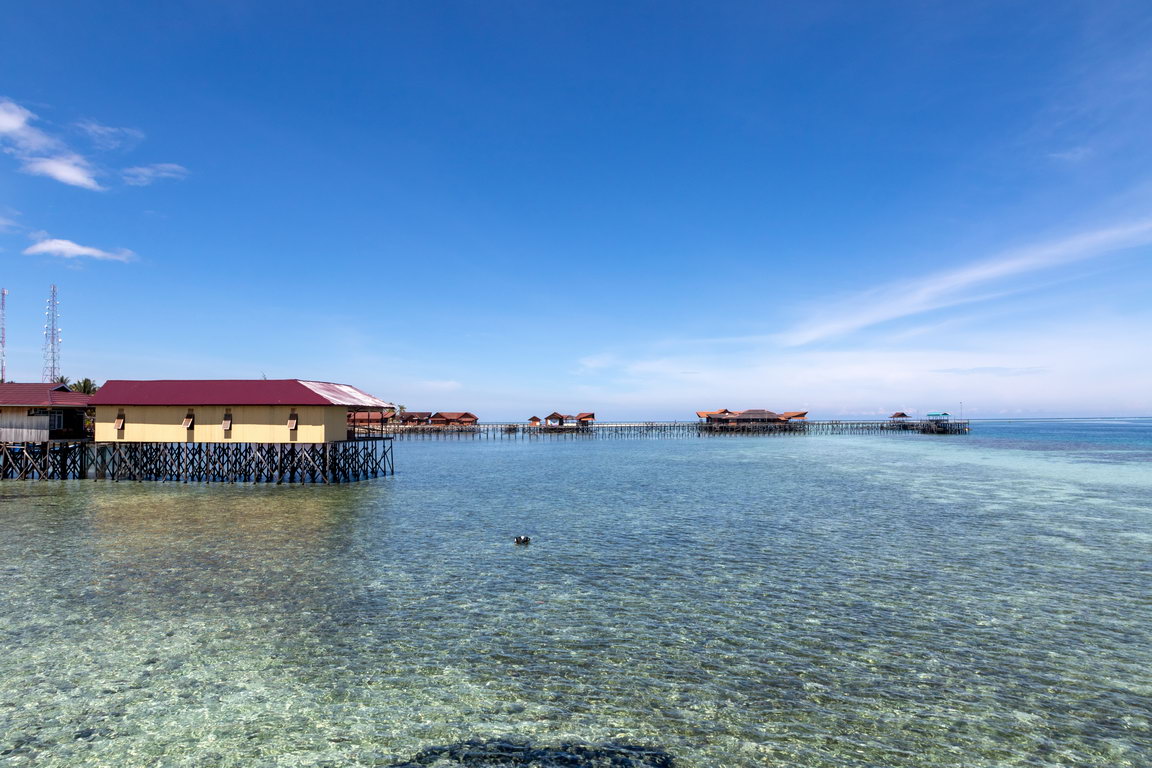 8515 Derawan Bungalows.jpg