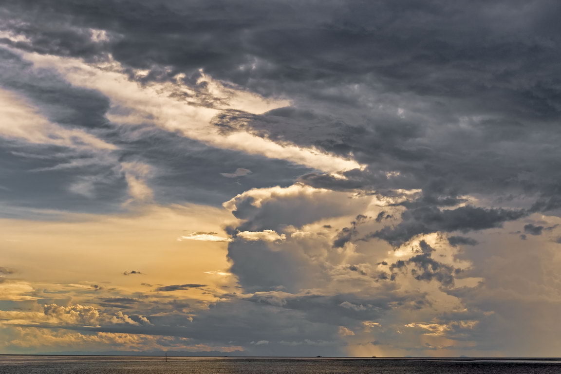 8520 Derawan Zonsondergang.jpg
