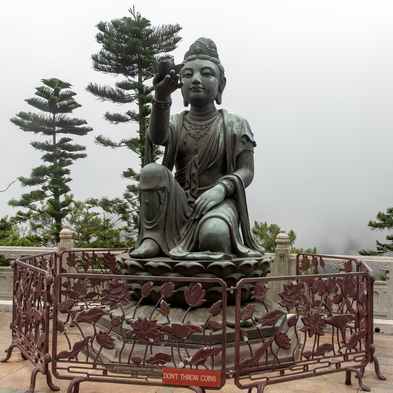 0238 Hong Kong Boedha Lantau.jpg