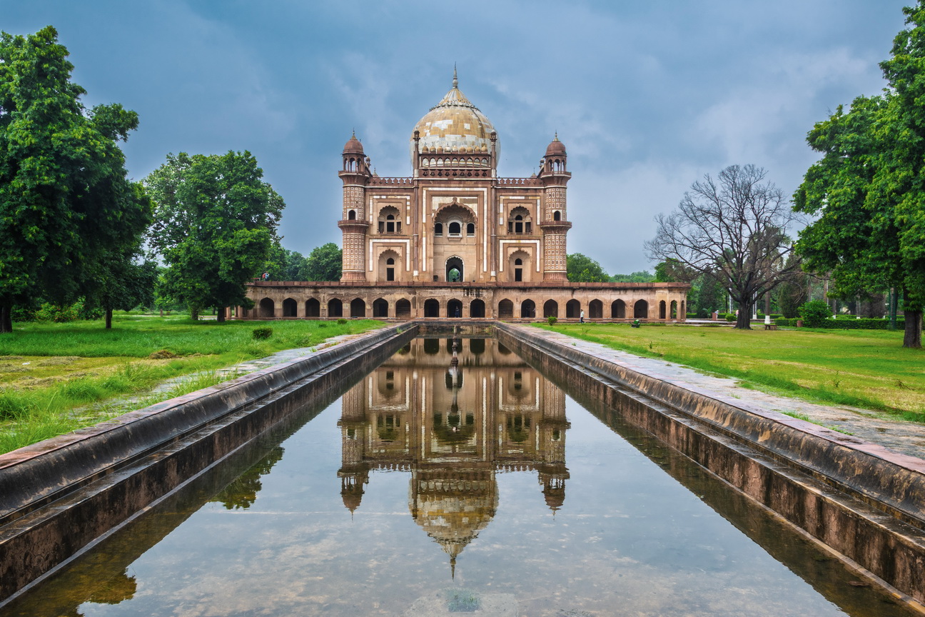 0297 Delhi Safdarjung Tombe.jpg