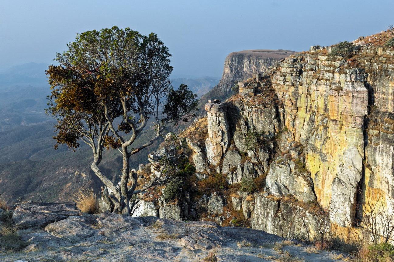 7705 Lubango Tundavalakloof.jpg