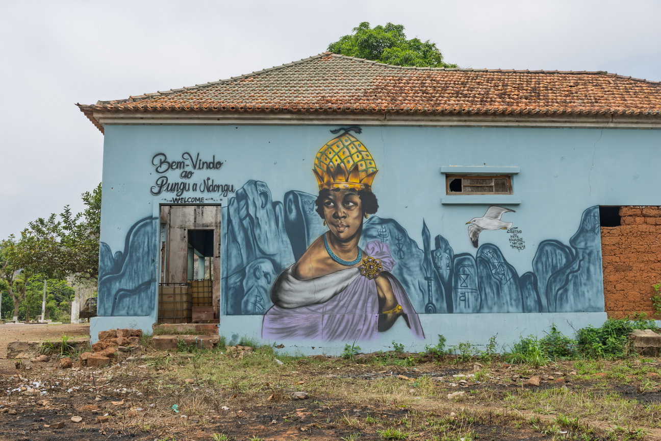 8315 Cacuso Pedras Negras.jpg