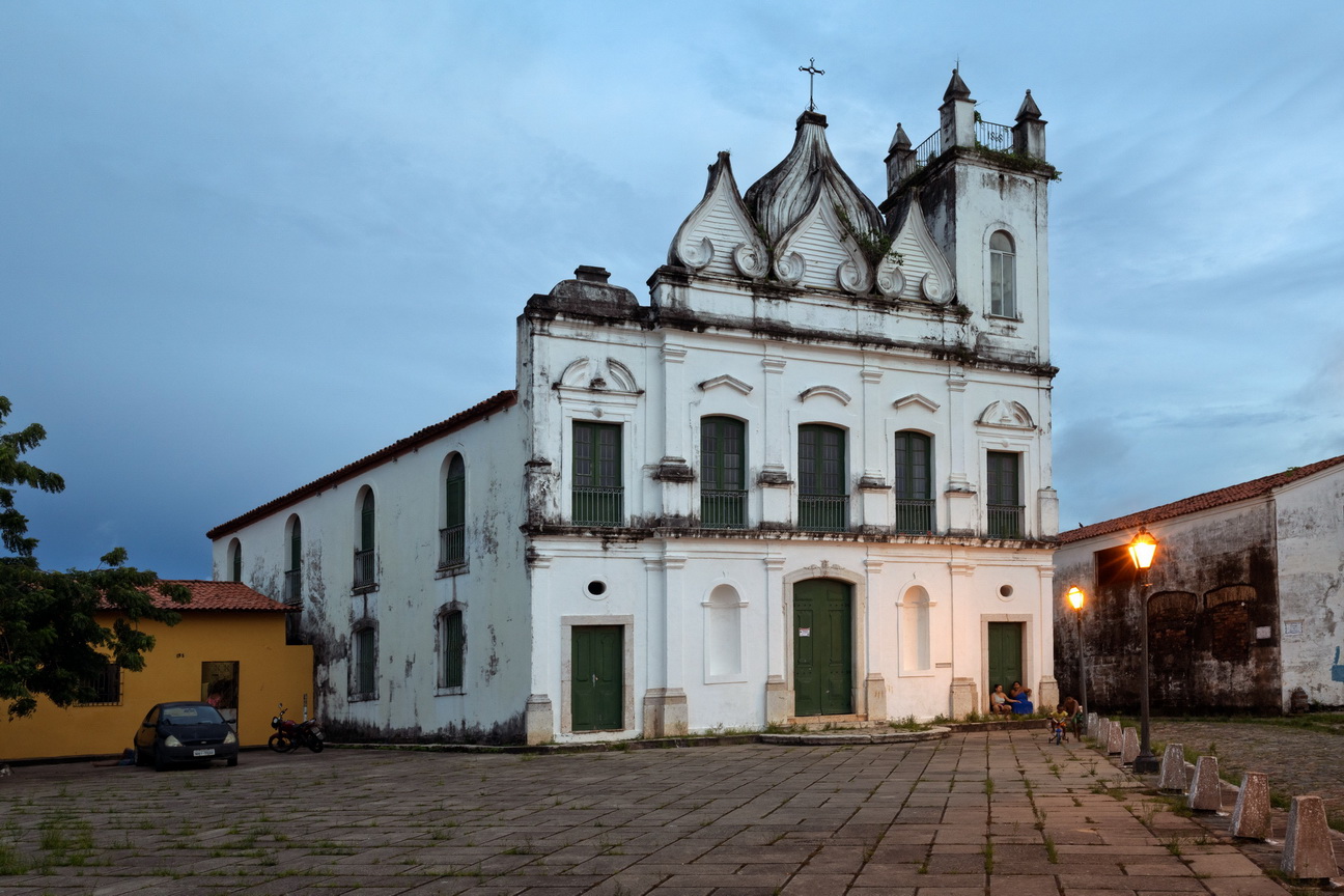 6504 Sao Luis St Jozefkerk.jpg