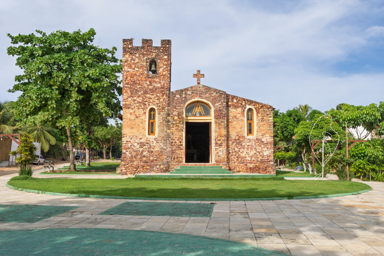 6779 Jericoacoara De Pedra Kerk.jpg
